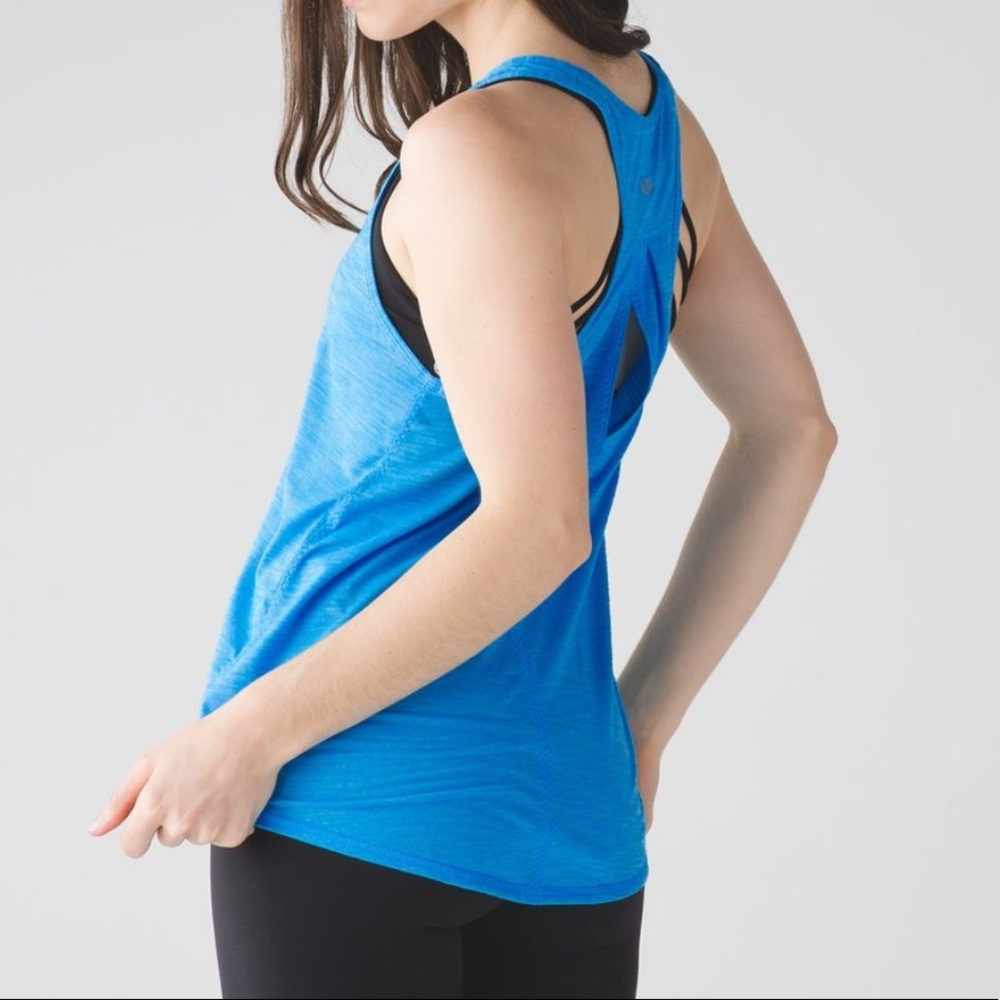 NWT! Lululemon Salute the Sun Singlet II Blue